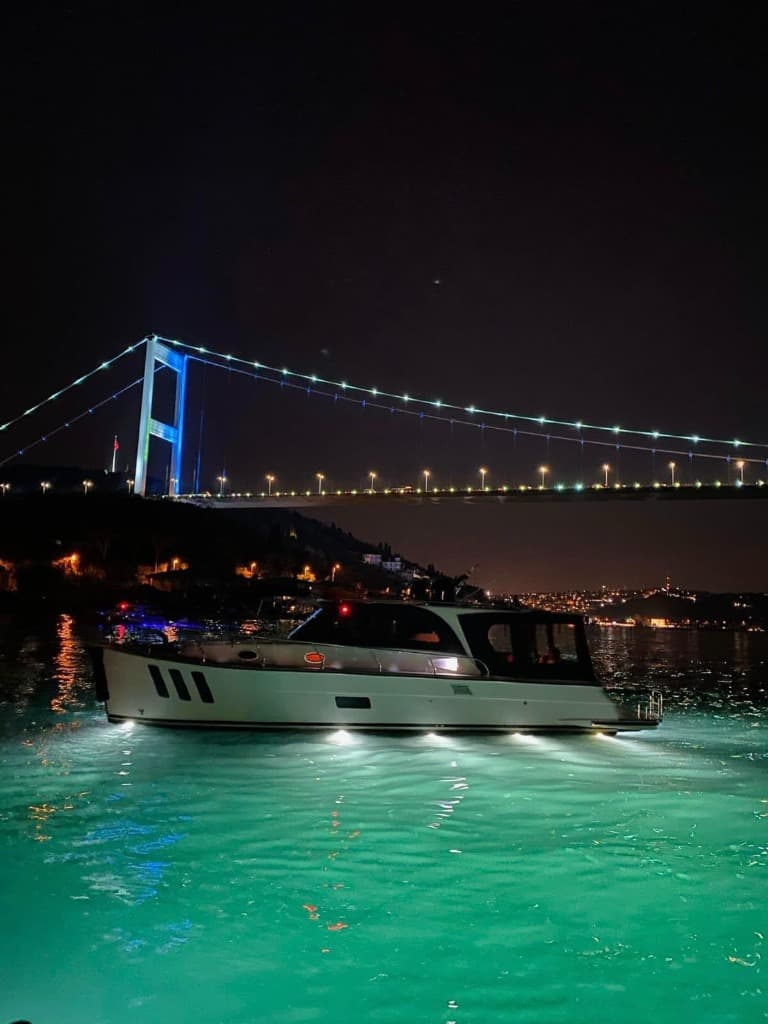 Marriage Proposal on a Yacht